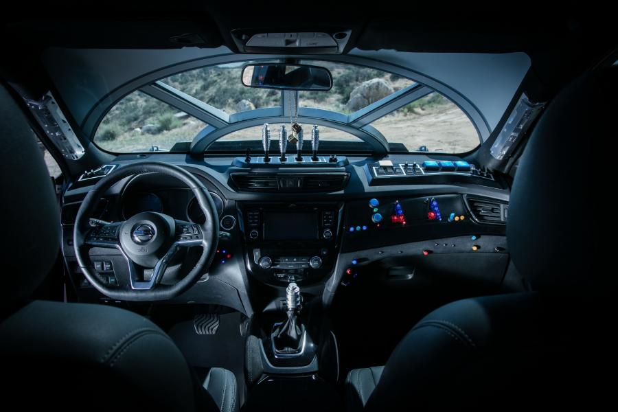 Торпедо Nissan Rogue Millennium Falcon (T32) 2018 года  (фото 8 из 18)
